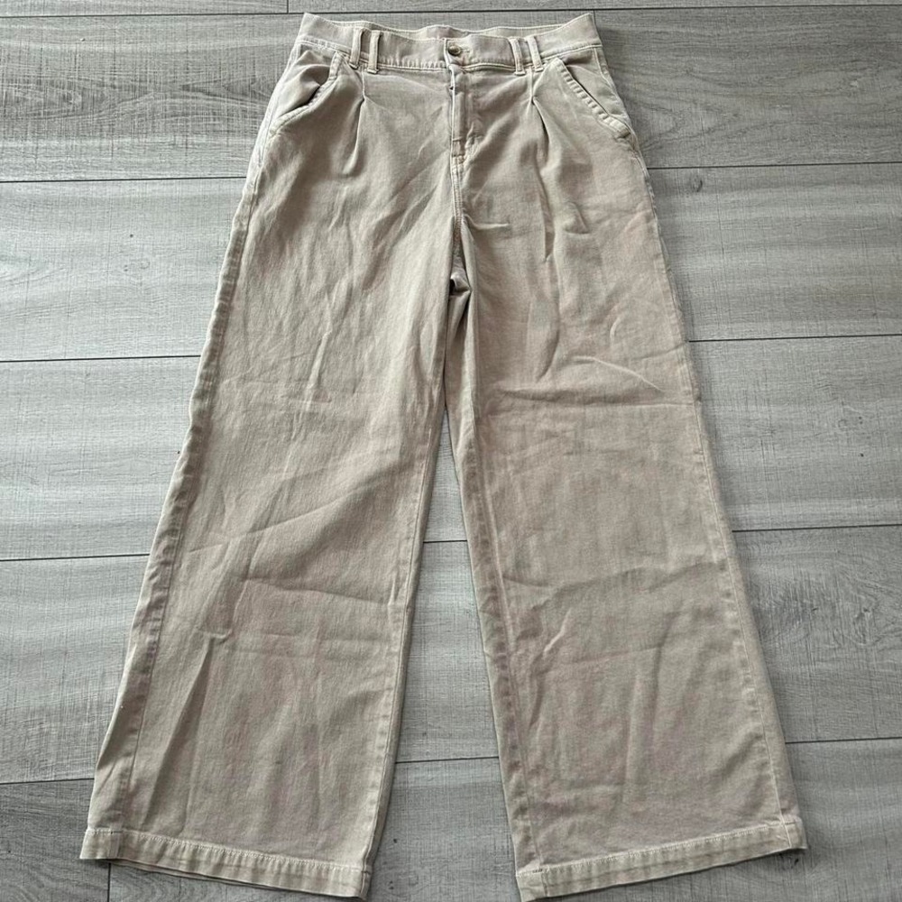 American Eagle Super High-Rise Wide Leg Khaki Pants Size 8
